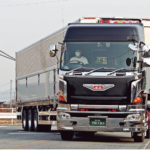 【画像】なぜ“バンパーライト車”は手強いのか？　平成期以降のトラックをカスタムするワザ 〜 画像6